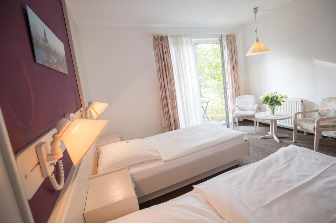 Hotel Heidenauer Hof エクステリア 写真